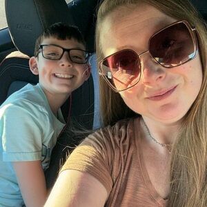 Meet your Posher, April